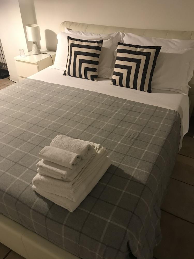 Gallery Guesthouse روما المظهر الخارجي الصورة